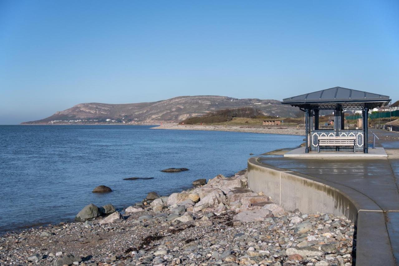 32 Deganwy Beach 외부 사진
